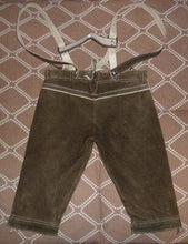 Load image into Gallery viewer, Bavarian Breeches Shorts Fuchs Lederhose Trachten Frei Von Azofarbstoffen 100% lather 1980's