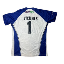 Load image into Gallery viewer, Jersey Rob Vickers Bath Rugby 2003 Player Issue with Authographs
