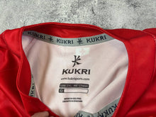 Load image into Gallery viewer, Jersey Tonga World Cup Rugby 2015 Kukri Vintage

