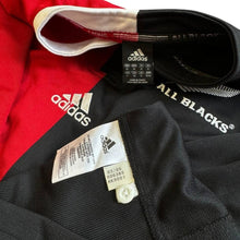 Load image into Gallery viewer, Jersey NZ All Blacks Rugby v British Irish Lions Limited edition Adidas vintage
