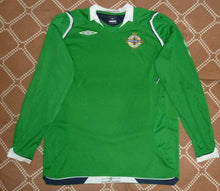 Load image into Gallery viewer, Jersey North Ireland 2008-2010 Umbro Long-sleeve
