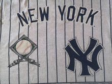 Load image into Gallery viewer, Rare Vintage Shirt New York Yankees World Series Champions 1927 team 3/4 Sleeve Baseball MLB authentic Long Gone 1977
