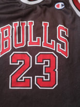 Load image into Gallery viewer, Authentic jersey Michael Jordan Chicago Bullls 1996 NBA Champion Vintage
