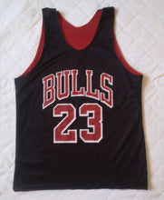 Load image into Gallery viewer, Authentic Reversible jersey Michael Jordan Chicago Bullls NBA vintage Champion
