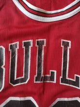 Load image into Gallery viewer, Authentic jersey Michael Jordan Chicago Bulls NBA 1996-97 Champion Vintage
