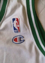 Load image into Gallery viewer, Authentic jersey Kevin Garnett Celtics 1990&#39;s Vintage Champion
