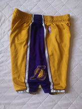 Load image into Gallery viewer, Authentic Shorts Los Angeles Lakers NBA Champion Vintage
