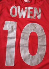 Load image into Gallery viewer, Authentic jersey Owen England 2002 Away Umbro Vintage
