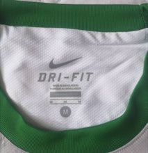 Load image into Gallery viewer, Authentic jersey Celtic 2011-2012 Away Nike with Autograph
