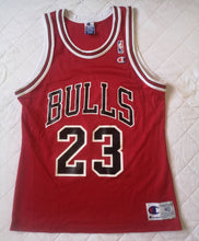 Load image into Gallery viewer, Authentic jersey Michael Jordan Chicago Bullls NBA vintage Champion
