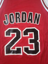 Load image into Gallery viewer, Authentic jersey Michael Jordan Chicago Bullls NBA vintage Champion
