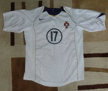 Load image into Gallery viewer, Jersey Cristiano Ronaldo Portugal 2004 Away Nike Vintage
