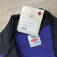 Load image into Gallery viewer, Jacket Manchester City 2010 Umbro

