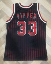 Load image into Gallery viewer, Jersey Scottie Pippen Chicago Bulls 1995-96 NBA Champion Vintage
