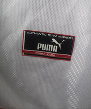 Load image into Gallery viewer, Jersey Trabelsi #6 Tunisia 2004 Puma Vintage
