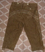 Load image into Gallery viewer, Bavarian Breeches Shorts Frei von Azofarbstoffen Vintage 1980&#39;s

