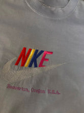 Load image into Gallery viewer, Vintage Shirt Nike Swoosh Beaverton Oregon USA hip hop
