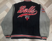 Load image into Gallery viewer, Rare Jacket Chicago Bulls NBA Logo Athletic Wool Letterman Vintage
