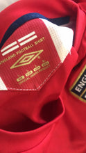 Load image into Gallery viewer, Jersey Gerrard #4 England 2006-2008 home Vintage

