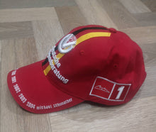 Load image into Gallery viewer, Casquette Michael Schumacher Ferrari Formule 1
