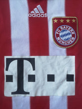 Load image into Gallery viewer, Jersey Van Bommel #17 Bayern Munich 2009-2010 home
