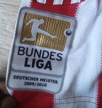 Load image into Gallery viewer, Jersey Van Bommel #17 Bayern Munich 2009-2010 home
