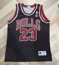 Load image into Gallery viewer, Jersey Michael Jordan Chicago Bulls NBA 1990&#39;s Vintage
