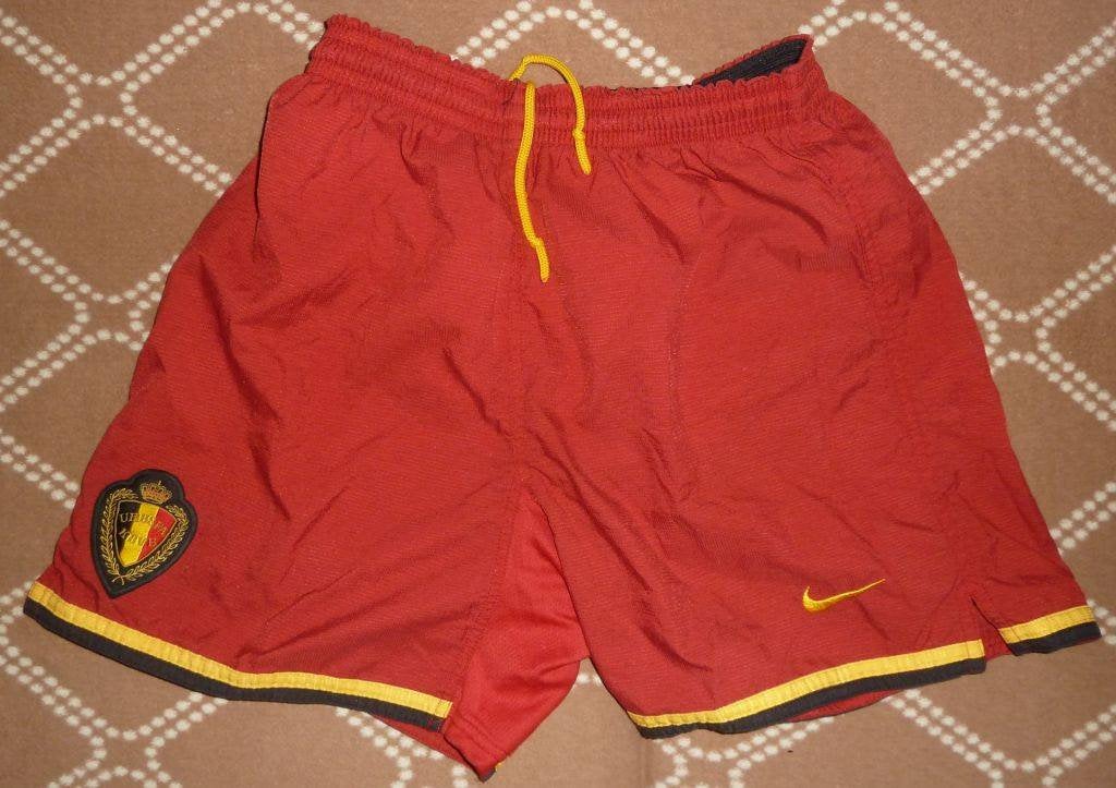 Vintage Shorts Belgium 2000